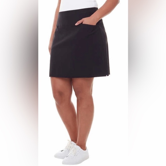 S.C. & CO. Ladies' 360 Degree Tummy Control Skort - Picture 1 of 9